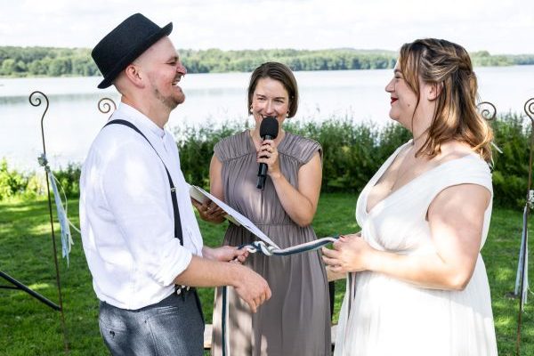 Freie Rednerin Carina Dawert Hochzeit in S-H