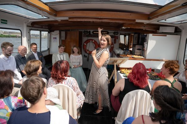 queere Hochzeit Traurednerin Carina Dawert